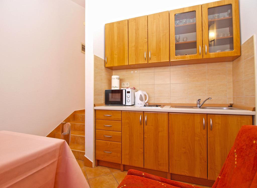 Apartments Lidija 1305 PUY Exterior foto